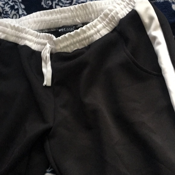Wet Seal black joggers - Picture 2 of 4